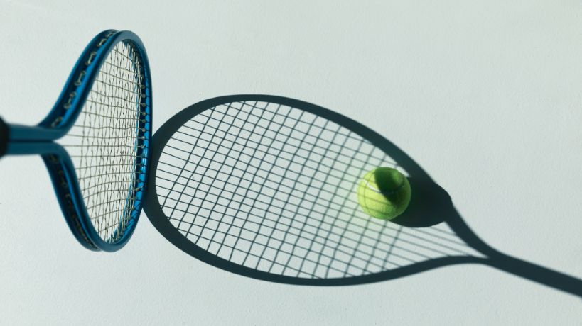 A Look at the Evolution of the Tennis Racket